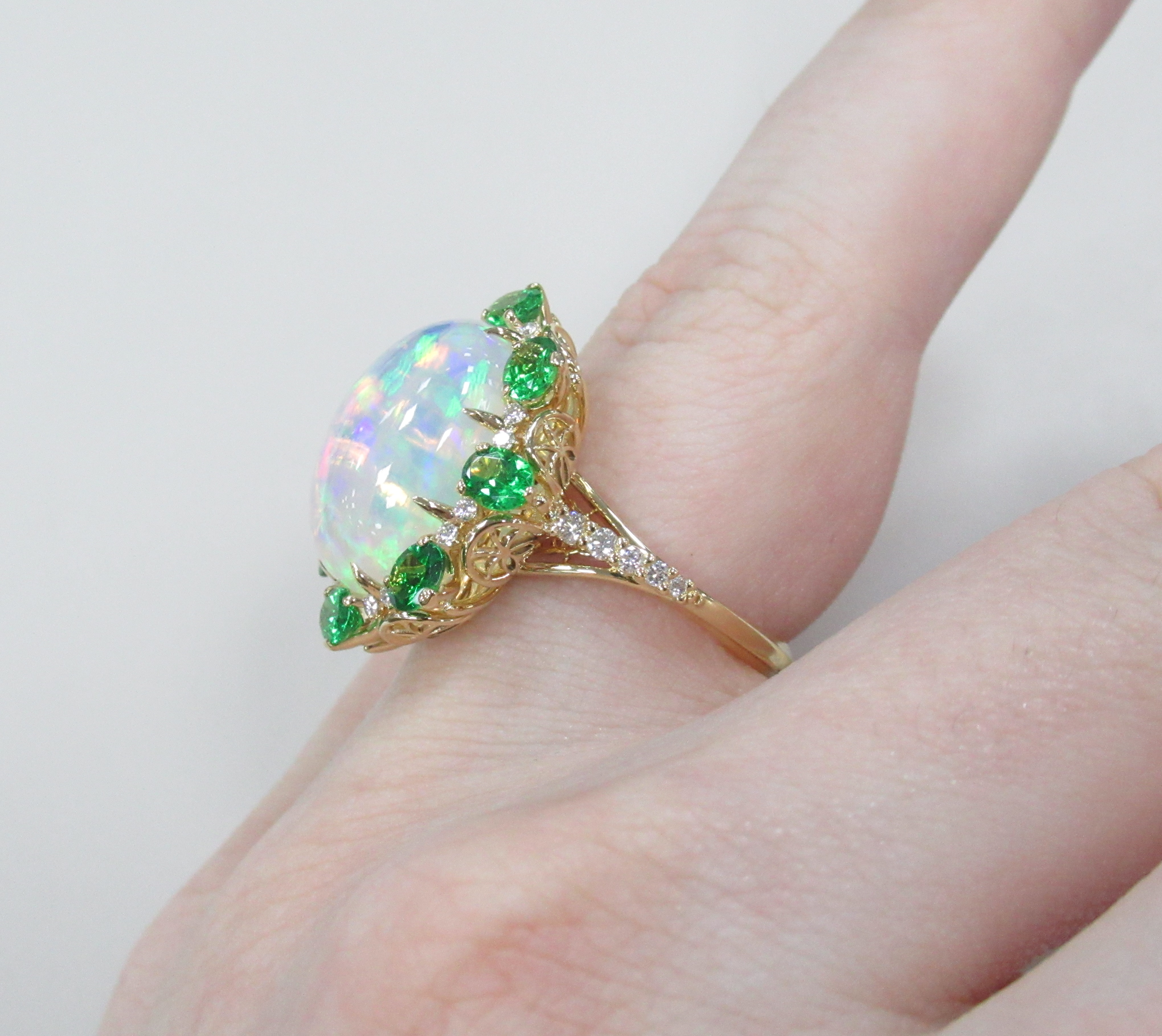 10319-000587 Кольцо (Au 750)